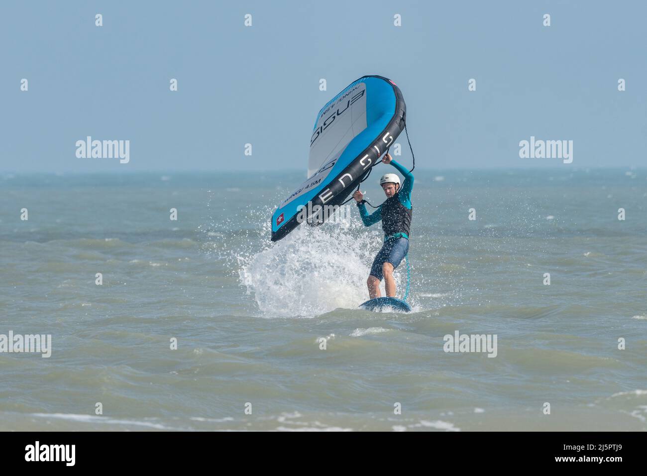 Wing surfing hi res stock photography and images Alamy