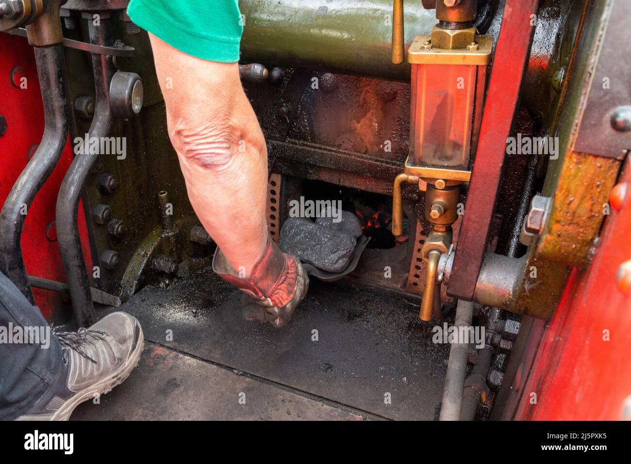 Kent & East Sussex Railway, Tenterden, Kent, UK. 25th Apr, 2022. The