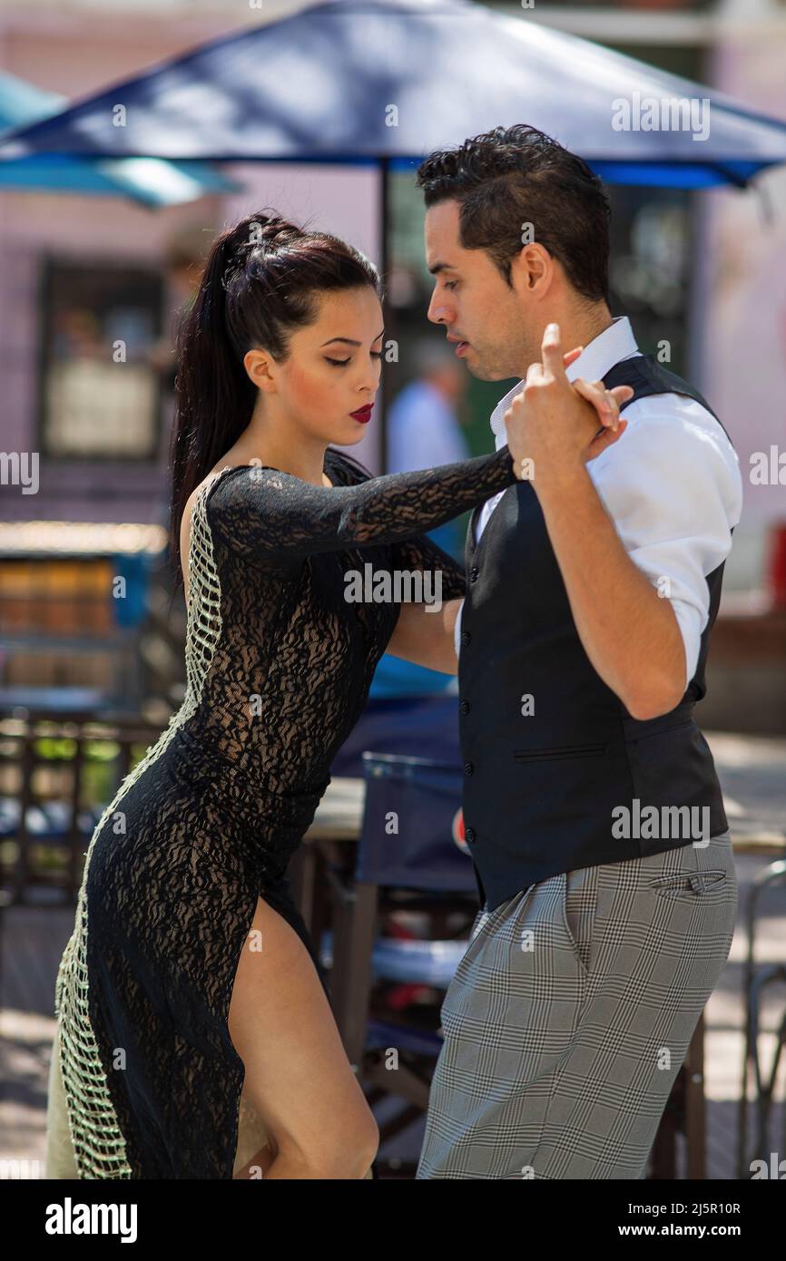 ARGENTINA Buenos Aires Tango dancers in Plaza Dorrego San Telmo Stock Photo