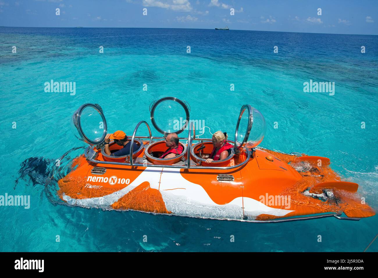 Tourists in the U-Boot Nemo 100, Hotel Conrad Maldives Rangali Island, South-Ari atoll, Maldives, Indian ocean, Asia Stock Photo