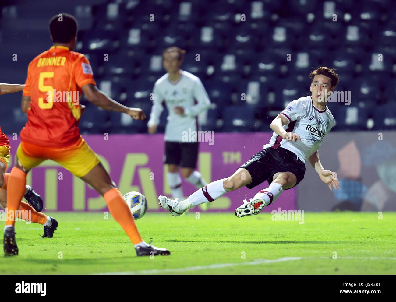 Soccer Football Afc Champions League Group J Chiangrai United V Vissel Kobe I Mobile Stadium Buriram Thailand April 25 22 Vissel Kobe S Yuki Kobayashi In Action Reuters Athit Perawongmetha Stock Photo Alamy