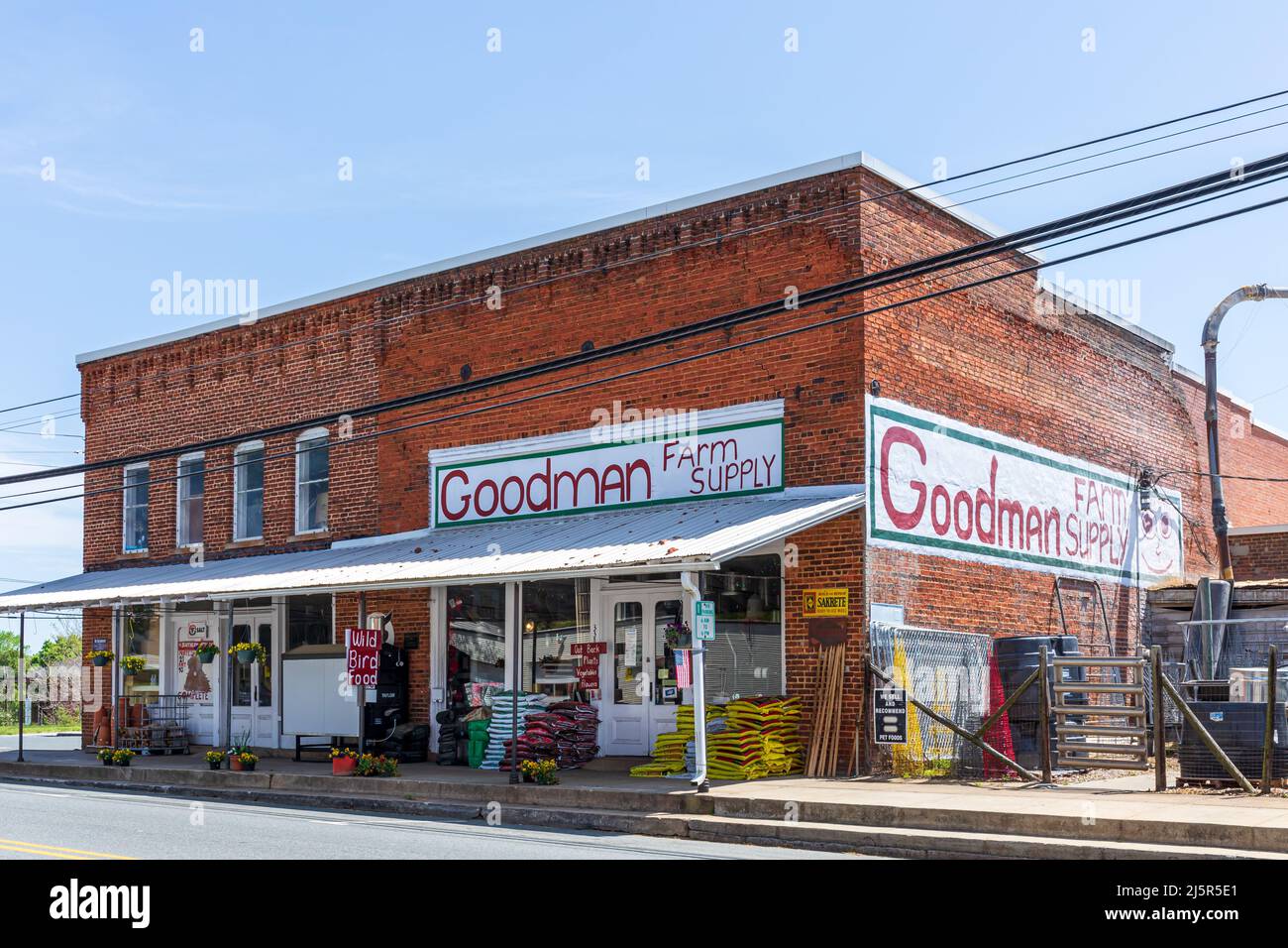 Downtown china grove north carolina hires stock photography and images