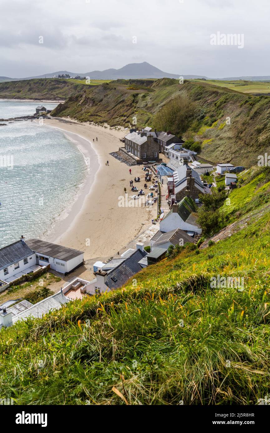 MORFA NEFYN, WALES UK – MAY 21: View over , in Porthdinllaen and the Ty Coch Inn, Gwynedd, portrait, United Kingdom on May 9 2021 Stock Photo