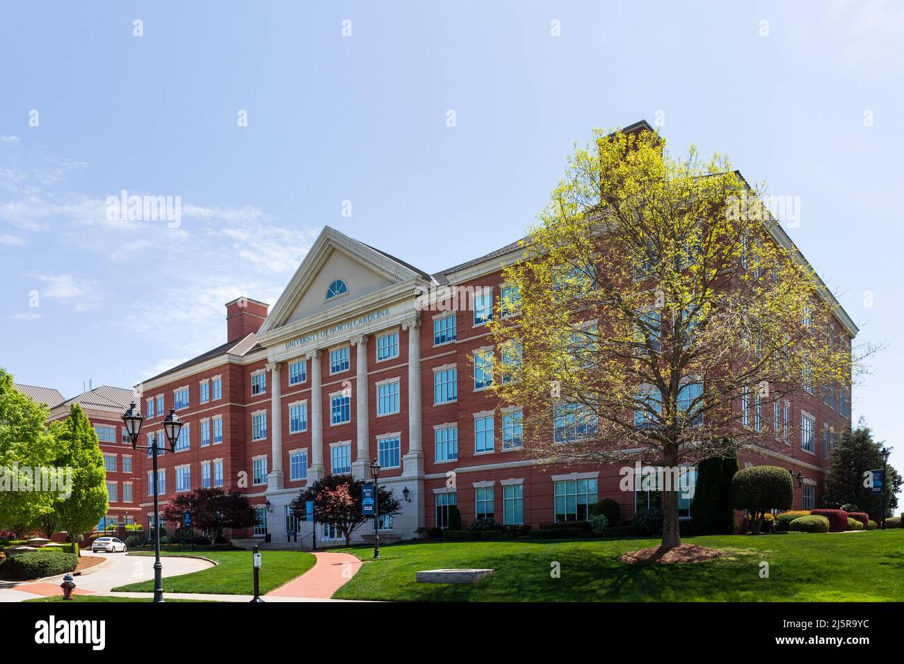 KANNAPOLIS, NC, USA-17 APRIL 2022: UNC Nutrition Research Building, at the North Carolina Research Campus in downtown. Stock Photo