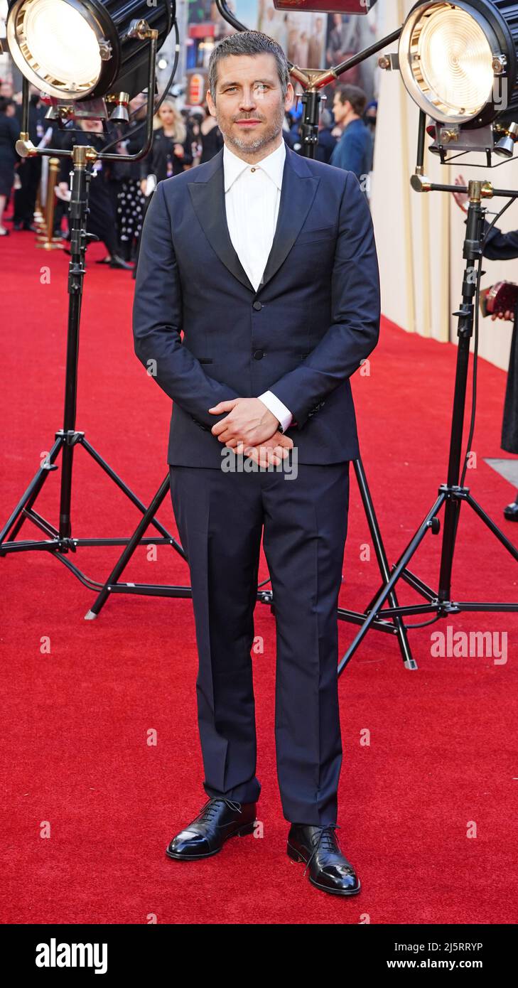 Robert JamesCollier attending the world premiere of Downton Abbey A