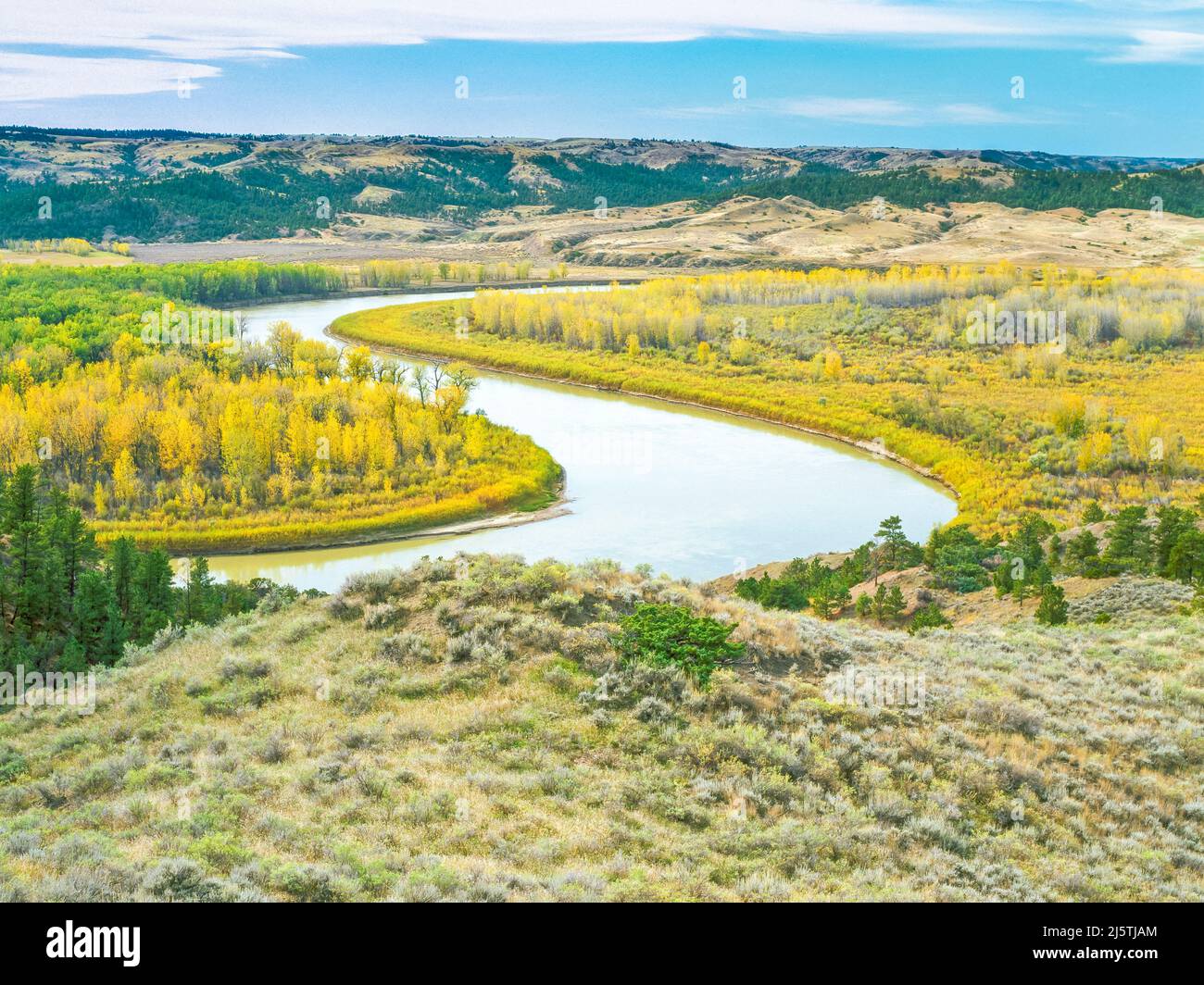 fall colors along the missouri river in charles m. russell national wildlife refuge near landusky, montana Stock Photo