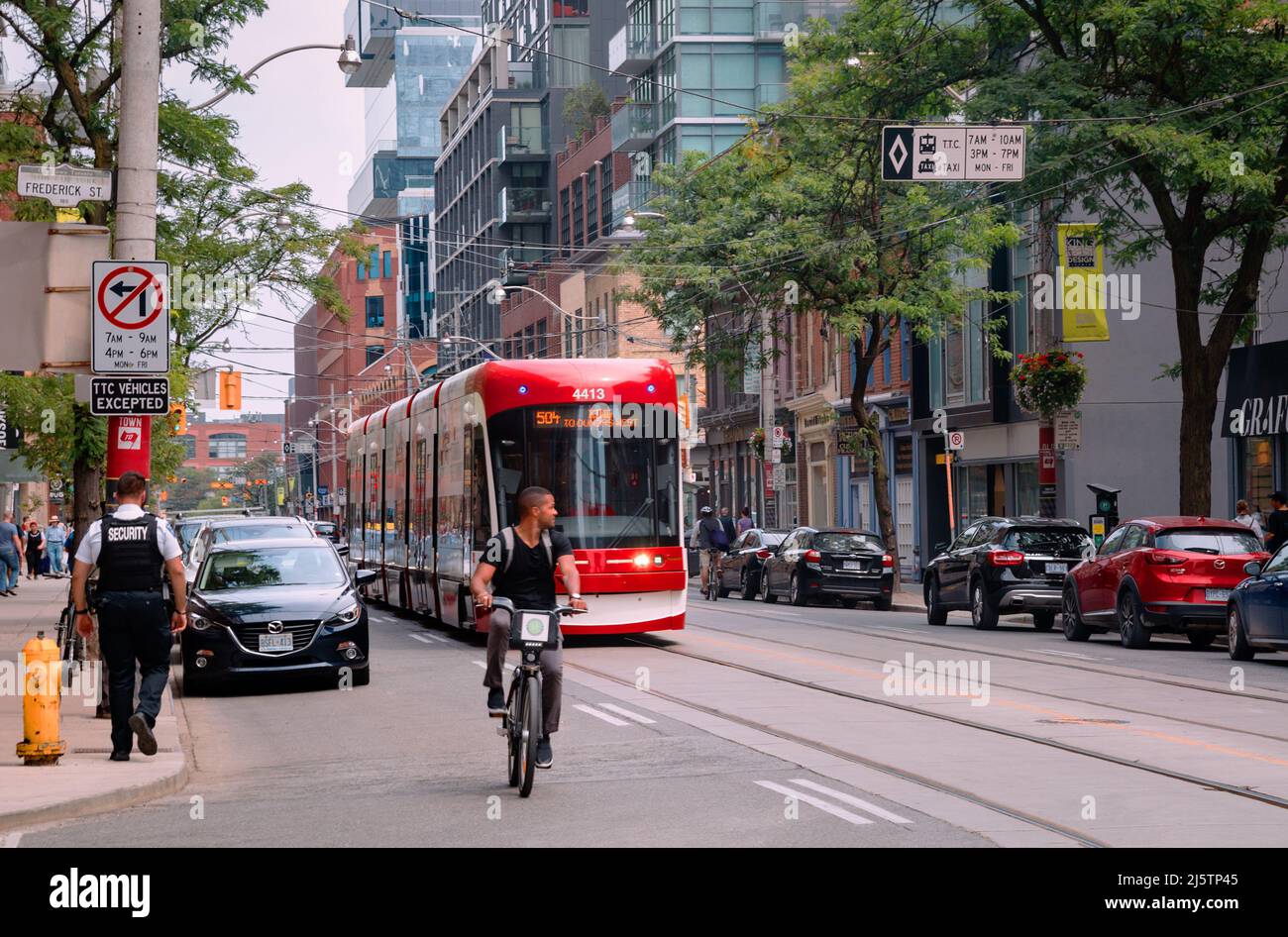 Toronto, Canada - 08 03 2018: More And More Torontonians Choose Healthy ...