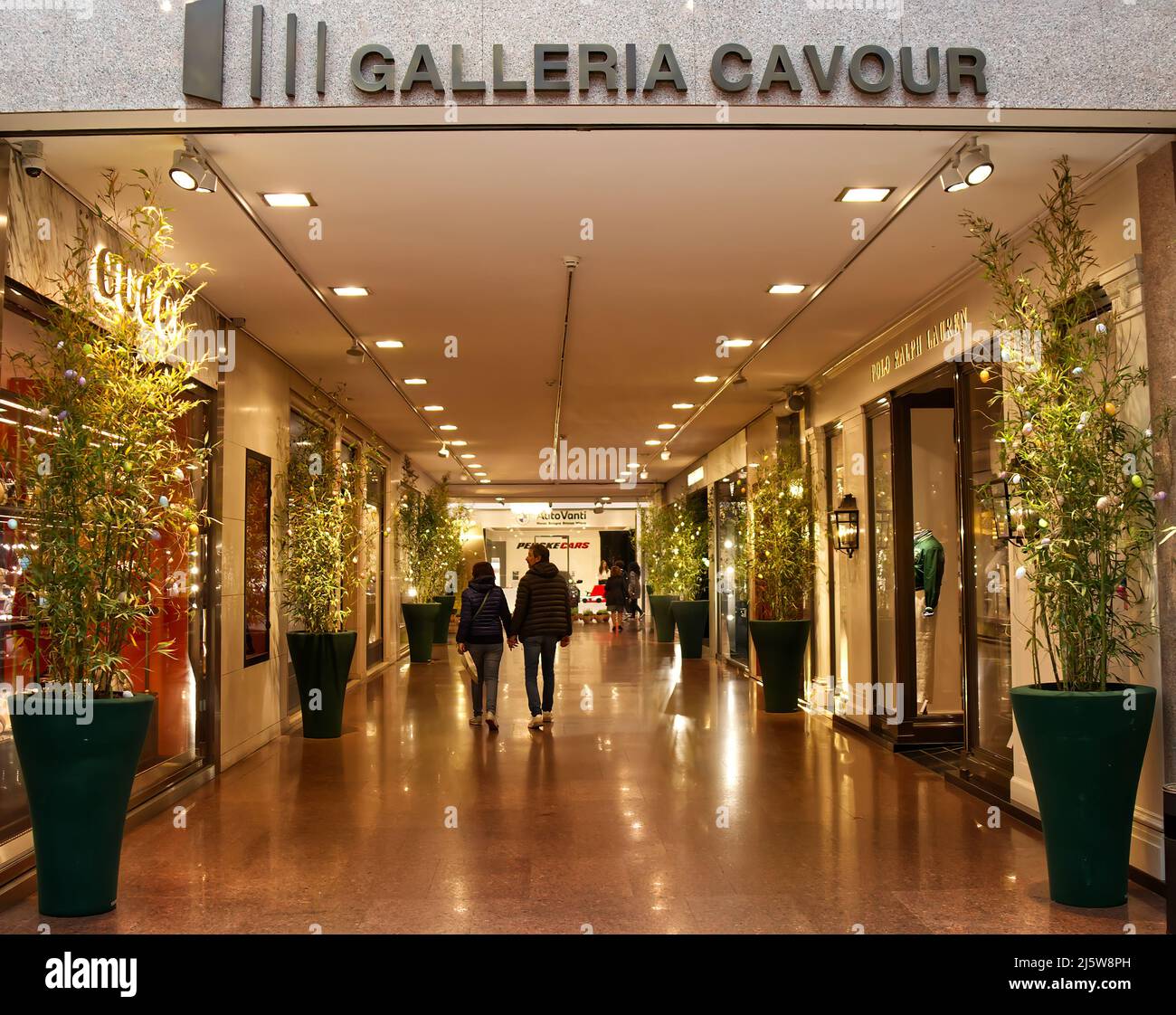 Cavour bologna hi-res stock photography and images - Alamy