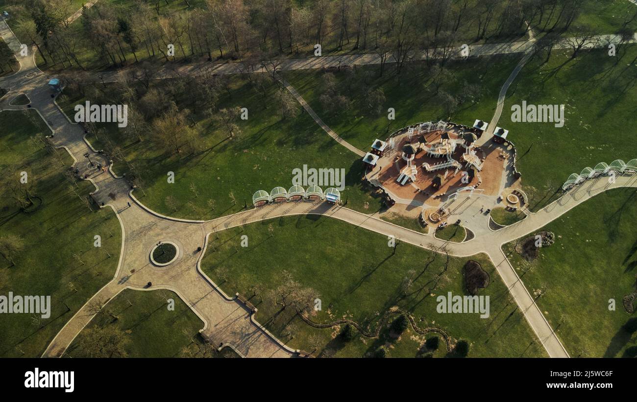 High flight over garden area hi-res stock photography and images - Alamy