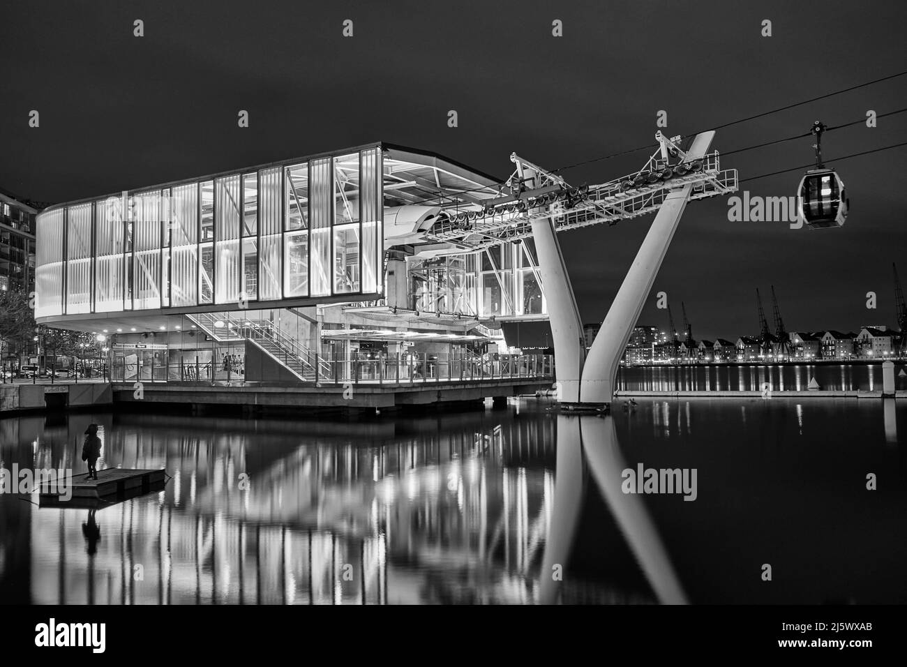 London cable car station Black and White Stock Photos & Images Alamy