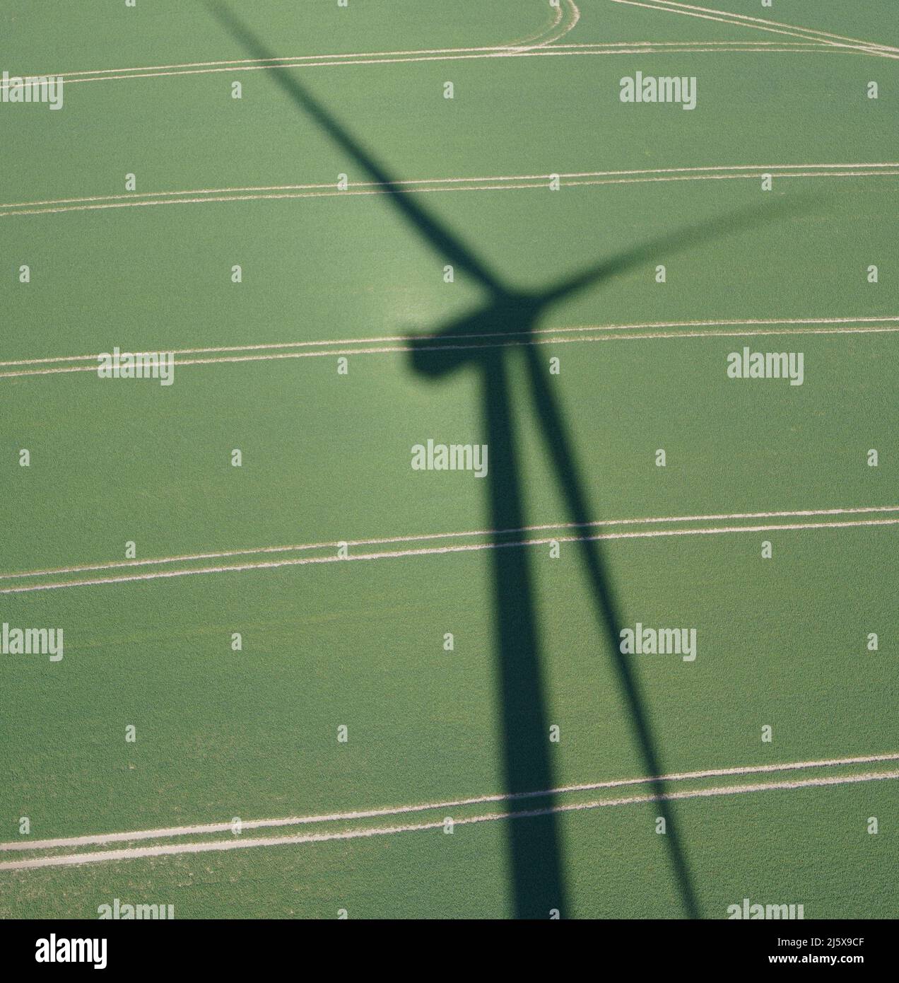 Windbender Shadow Wind turbine casts shadow hi-res stock photography and images - Alamy