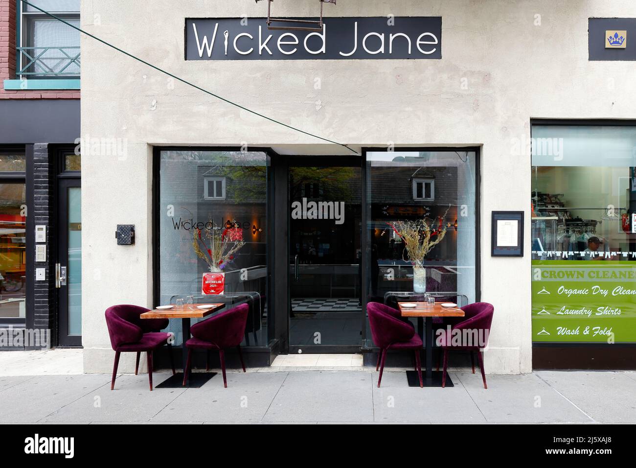 Wicked Jane, 15 W 8th St, New York, NYC storefront photo of a Modern American restaurant in the Greenwich Village neighborhood in Manhattan. Stock Photo