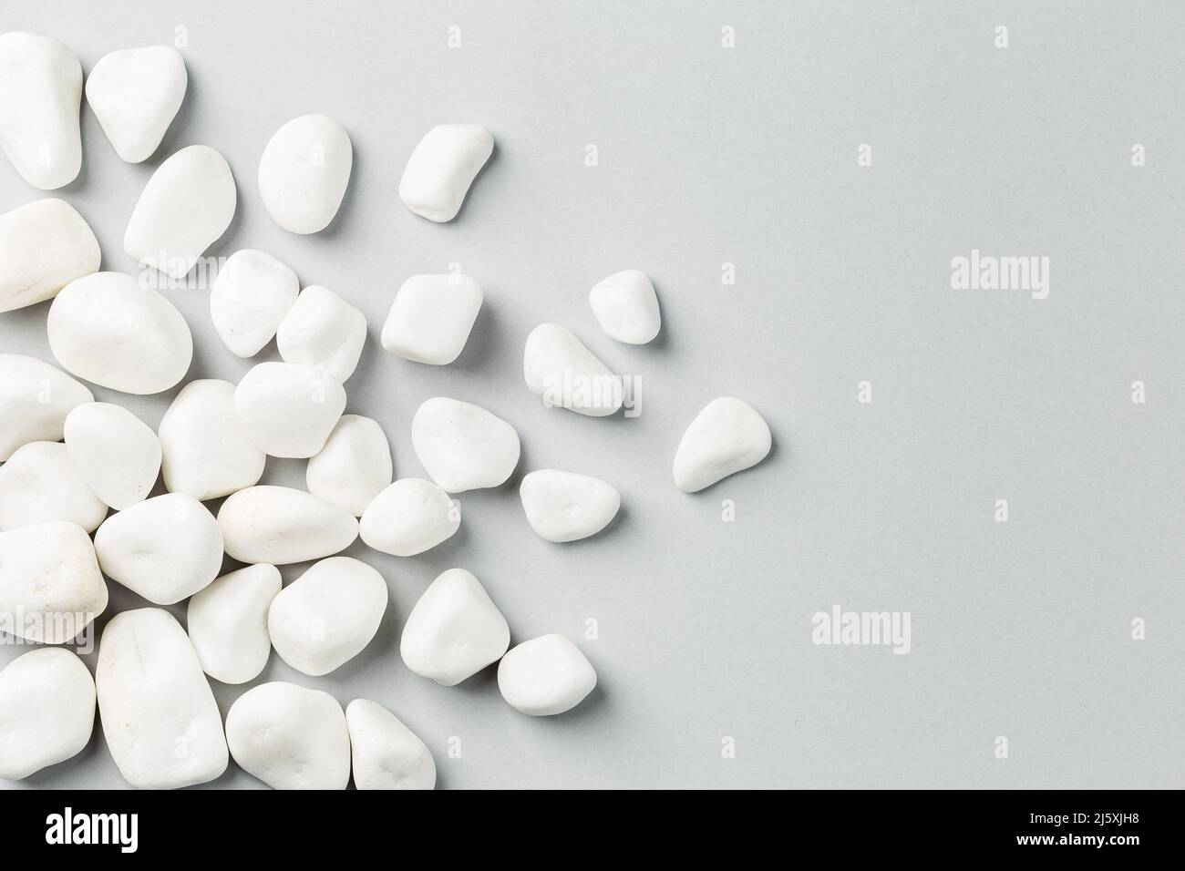 Scattered Rocks Background Scattered rock background hi-res stock photography and images - Alamy