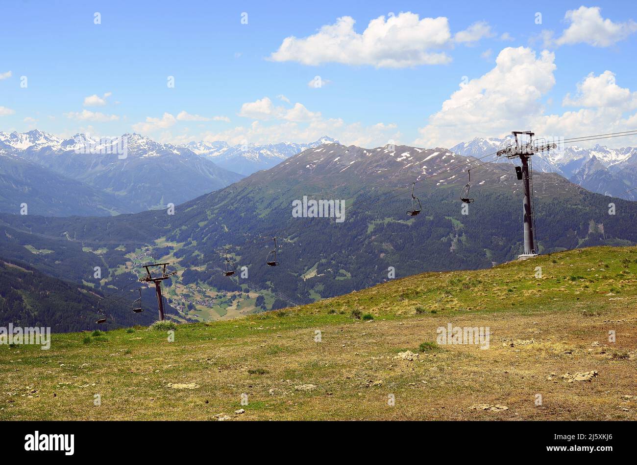 Austria, Tirol, chair lift on Hochzeiger mountain in Pitztal Stock Photo