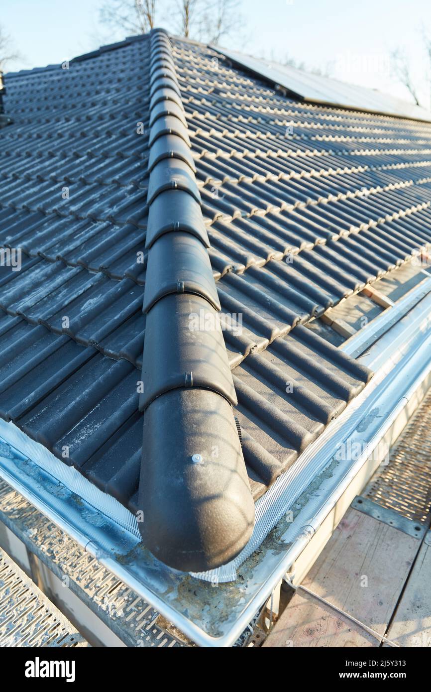 Corner gutter hi-res stock photography and images - Alamy