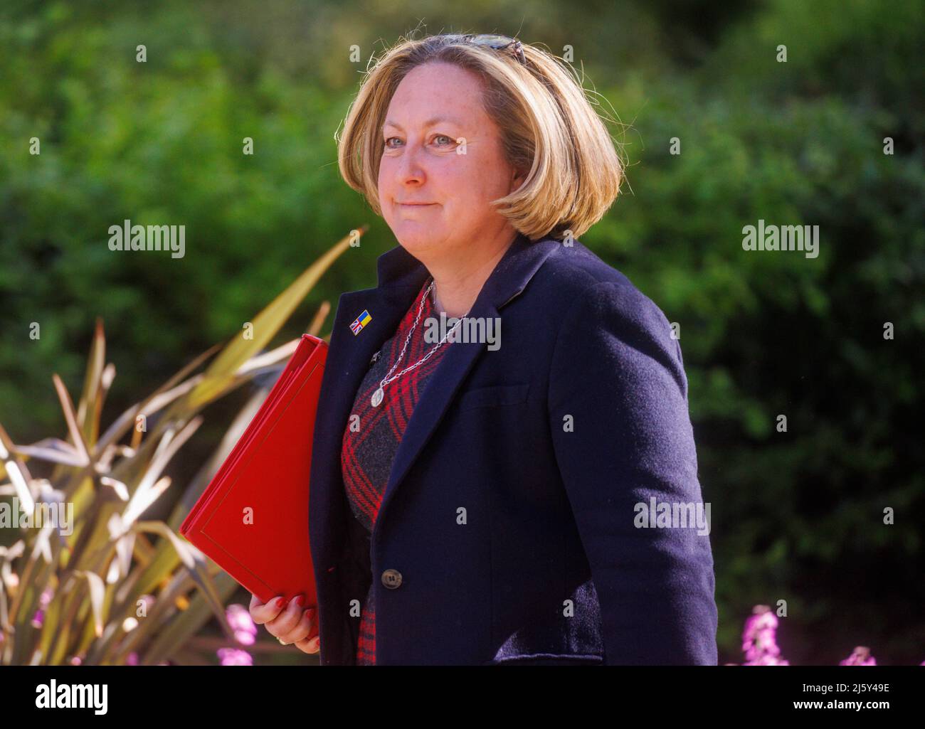 London, UK. 26th Apr, 2022. Anne-Marie Trevelyan, Secretary of State for International Trade and President of the Board of Trade, at the Cabinet meeting. Credit: Karl Black/Alamy Live News Stock Photo