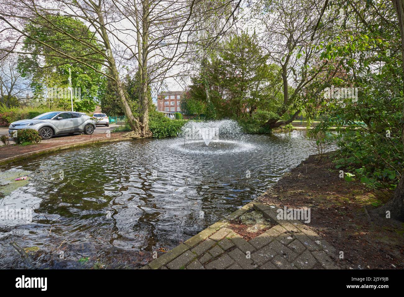 Water fountain in Queens park, Loughborough, Leicestershire, UK Stock Photo
