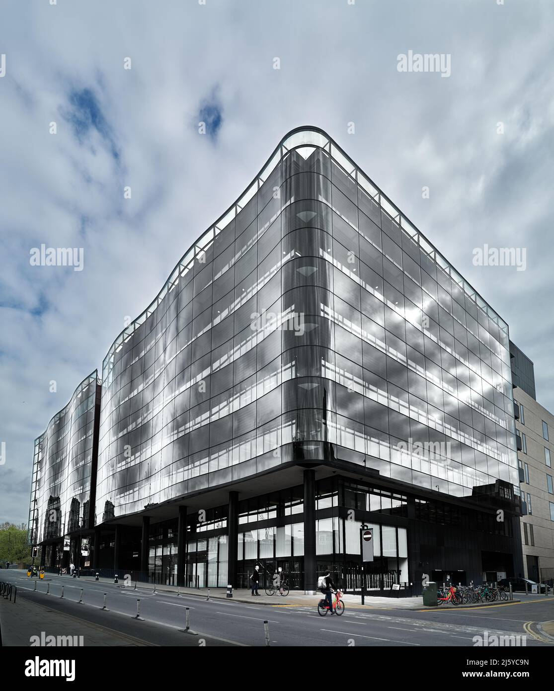 The Guardian and Observer newspaper offices in the Kings Place building ...