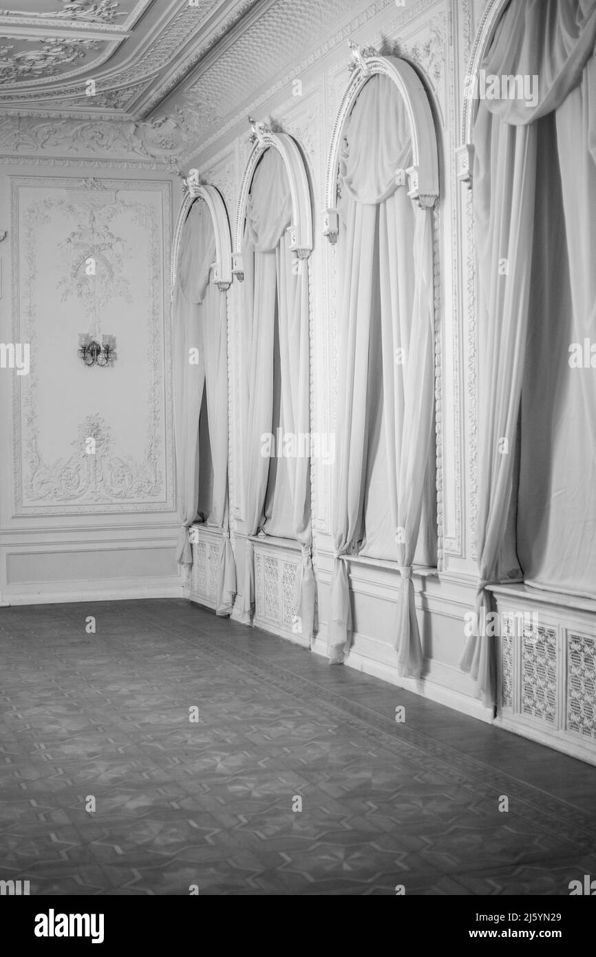 Picture of Victorian house home architecture Black and White Stock Photos & Images ...