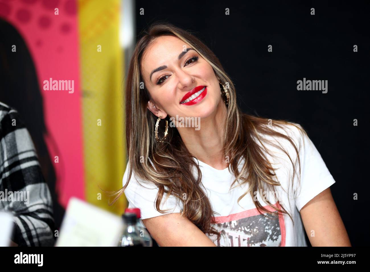 DEU, Deutschland,  Dortmund, 24.4.22, Messe Dortmund ( Westfalenhallen), Tasya Teles (The 100) -  German Comic Con Dortmund 2022 Spring Edition Stock Photo