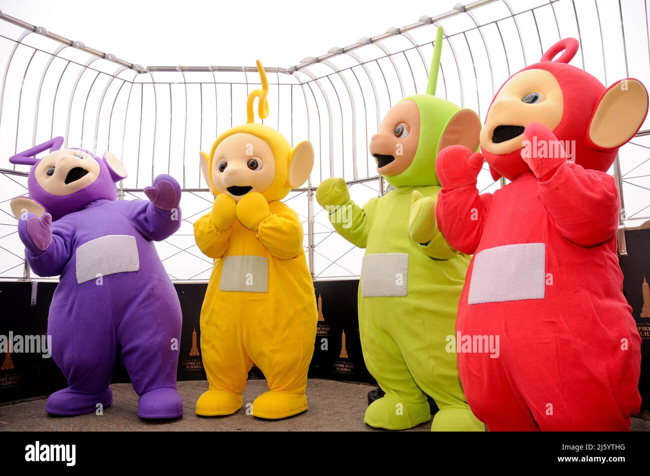 New York, United States. 26th Apr, 2022. The Teletubbies visit the Empire State Building to celebrate their 25th Anniversary in New York City. During their visit a contract was signed with Lloyd's of London for 5 million dollars each. Credit: SOPA Images Limited/Alamy Live News Stock Photo