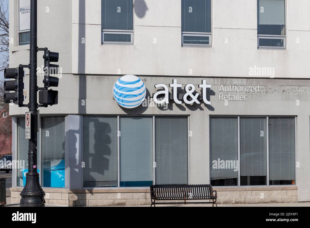 Chicago - Circa April 2022: AT&T cell phone retail store. AT&T plans to ...