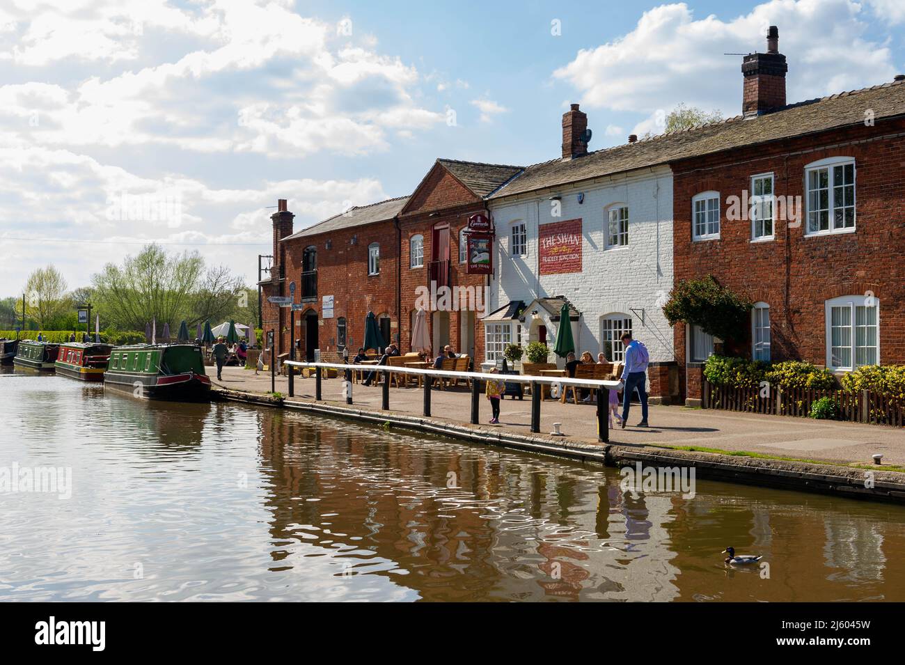 The Swan Public House at Fradley Junction, Staffordshire, England Stock Photo