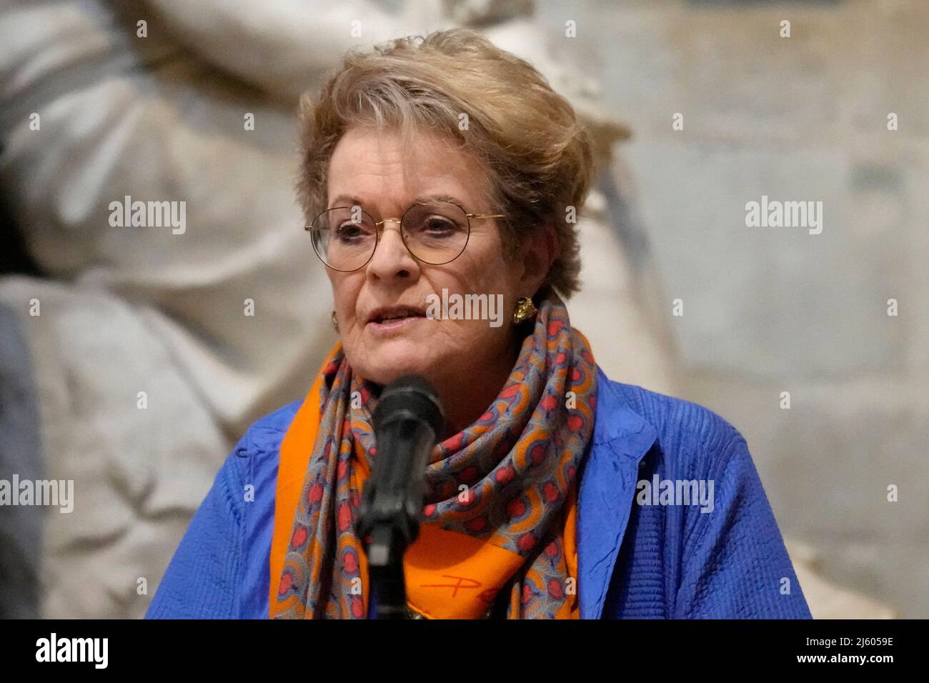Janet Suzman speaks during a service to dedicate a memorial stone to actor Sir John Gielgud in Poets' Corner at Westminster Abbey in London. Picture date: Tuesday April 26, 2022. Stock Photo