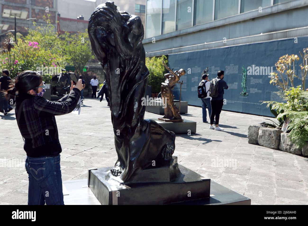 Templo de bronce hi-res stock photography and images - Alamy