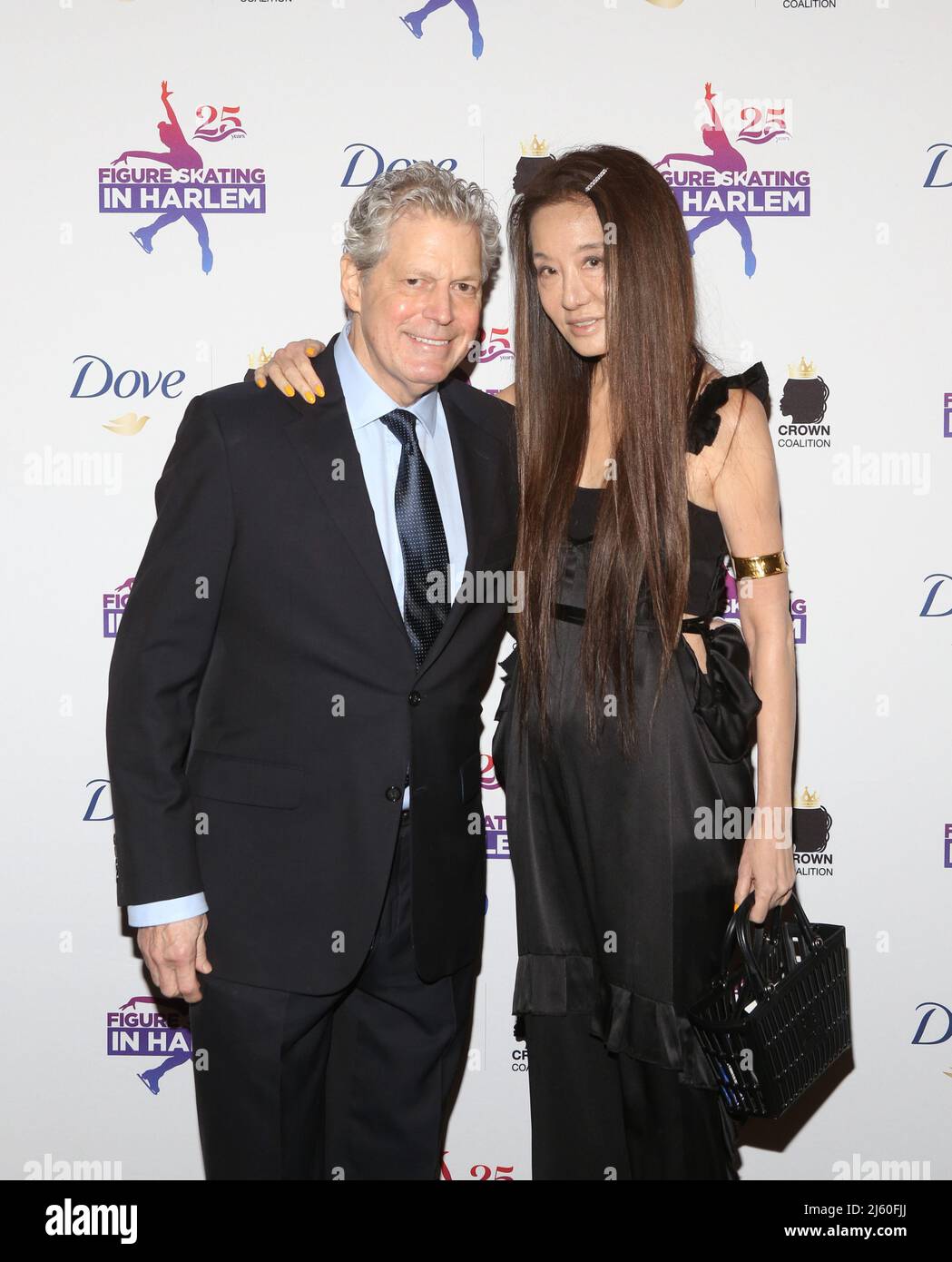 New York, United States. 25th Apr, 2022. Scott Allen and Vera Wang