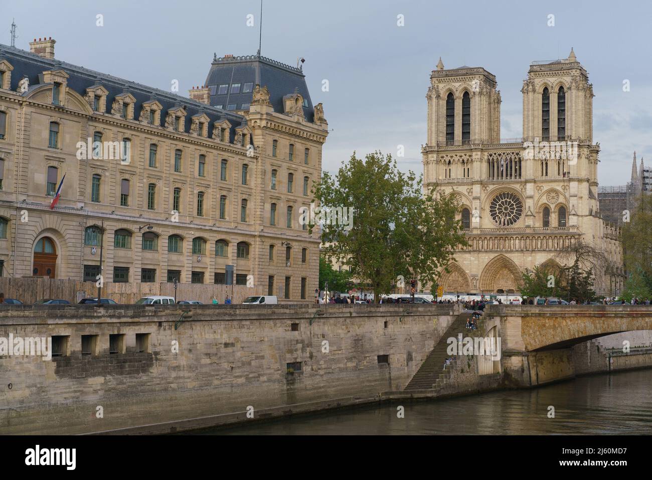 Paris, France. 13th Apr, 2022. A view of Notre Dame cathedral, three years after the fire which destroyed the cathedral's roof and toppled its spire, in Paris. April 15th, 2022, marks the third anniversary of the Notre Dame fire. The blaze, which broke out in the early evening of April 15, 2019 destroyed the 800-year-old wooden roof of Notre Dame Cathedral, causing heavy damage to the inside of the landmark. The fire, melted hundreds of tonnes of lead within the cathedral's roof, causing its famous spire to collapse. (Credit Image: © Atilano Garcia/SOPA Images via ZUMA Press Wire) Stock Photo