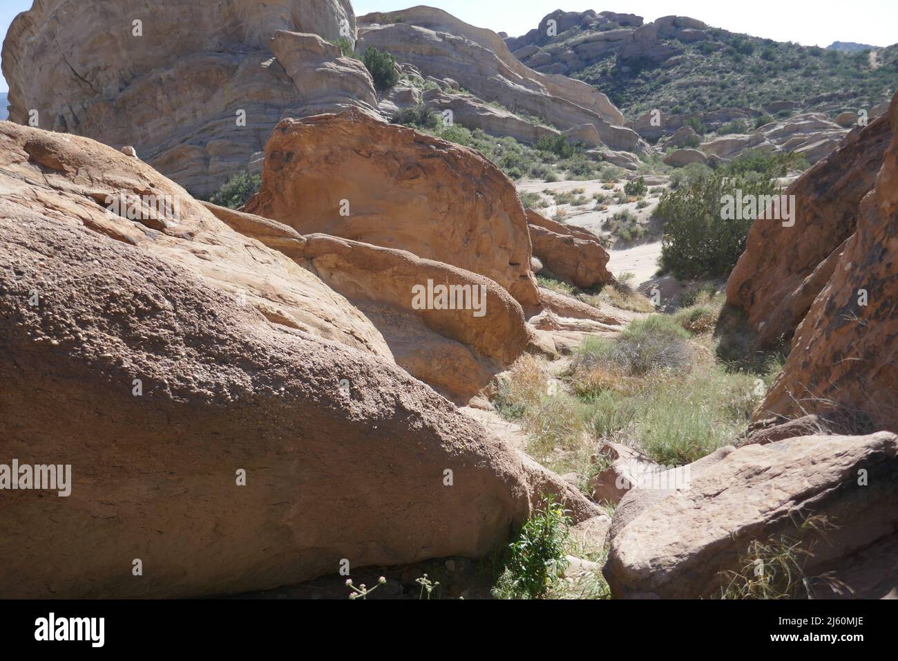 Agua Dulce, California, USA 17th April 2022 A general view of atmosphere of Vasquez Rocks Natural Park on April 17, 2022 in Agua Dulce, California, USA. This location is where Dracula with Bela Lugosi, The Flintstones Movie, Mel Brooks Blazing Saddles, Bill and Ted's Excellent Adventure with Keanu Reeves, Planet of the Apes, Star Trek, Austin Powers Man of Mystery with Mike Myers, Army of Darkness, Werewolf of London, Michael Jackson Black and White Video, Bette Midler For the Boys, Rihanna and Justin Timberlake Rehab Video, Steal My Girl with One Direction, Airwolf, A Team, The Bionic Woman, Stock Photo