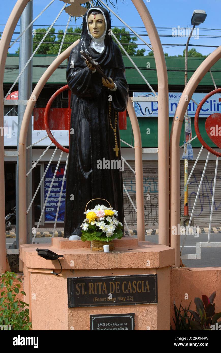 Statues of Religious figures, Sacred Heart Seminary and Shrine Church
