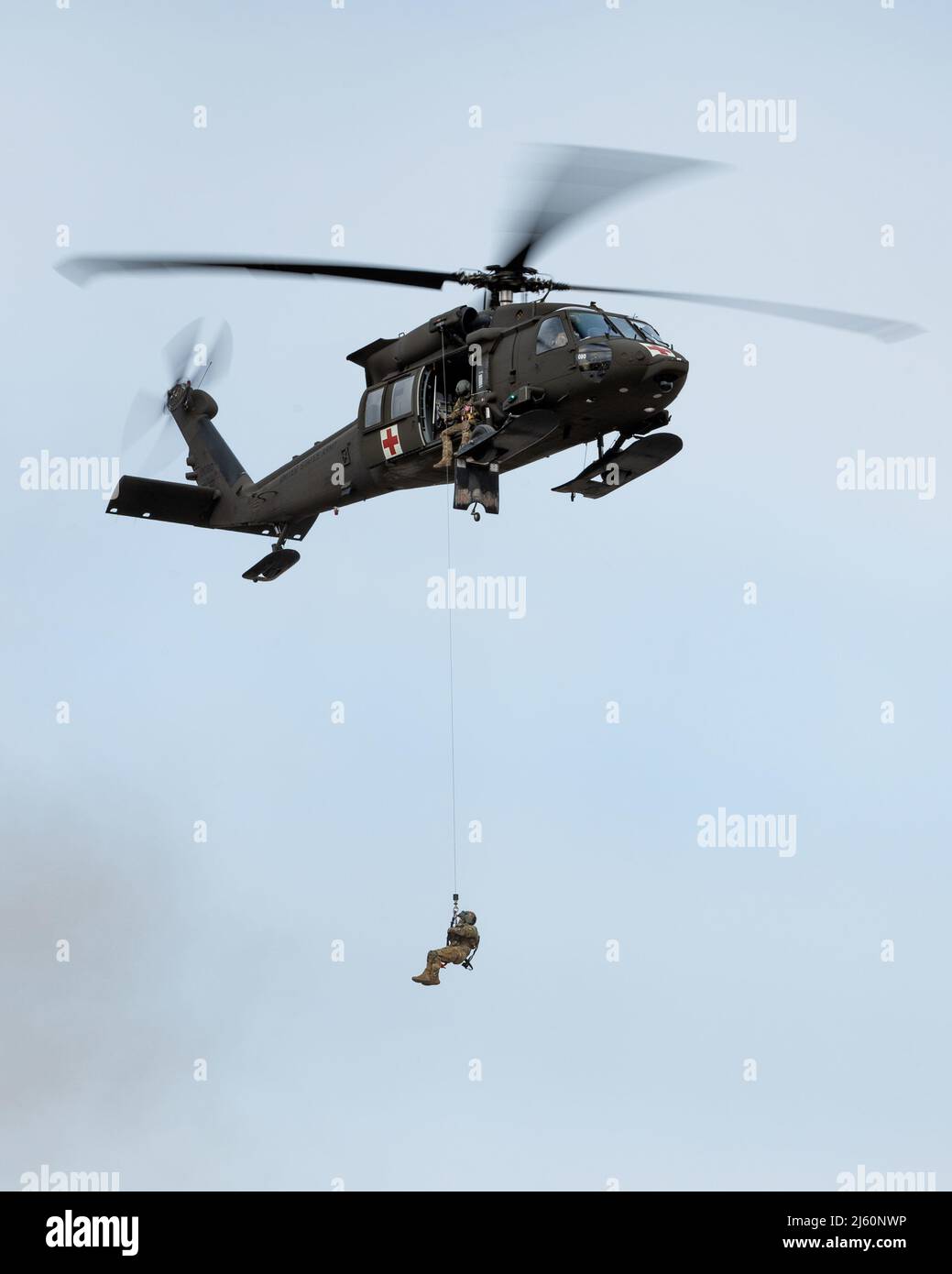 An Alaska Army National Guard Soldier assigned to the 1st Battalion ...