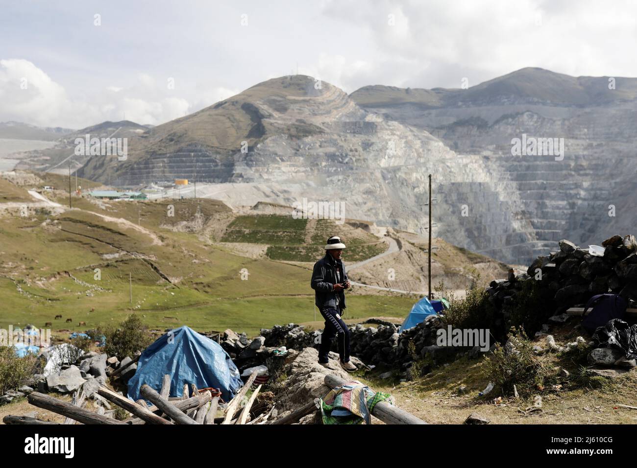 Members of indigenous communities camp on the property of Chinese-owned Las  Bambas copper mine, in Las Bambas, Peru April 26, 2022. REUTERS/Angela  Ponce Stock Photo - Alamy