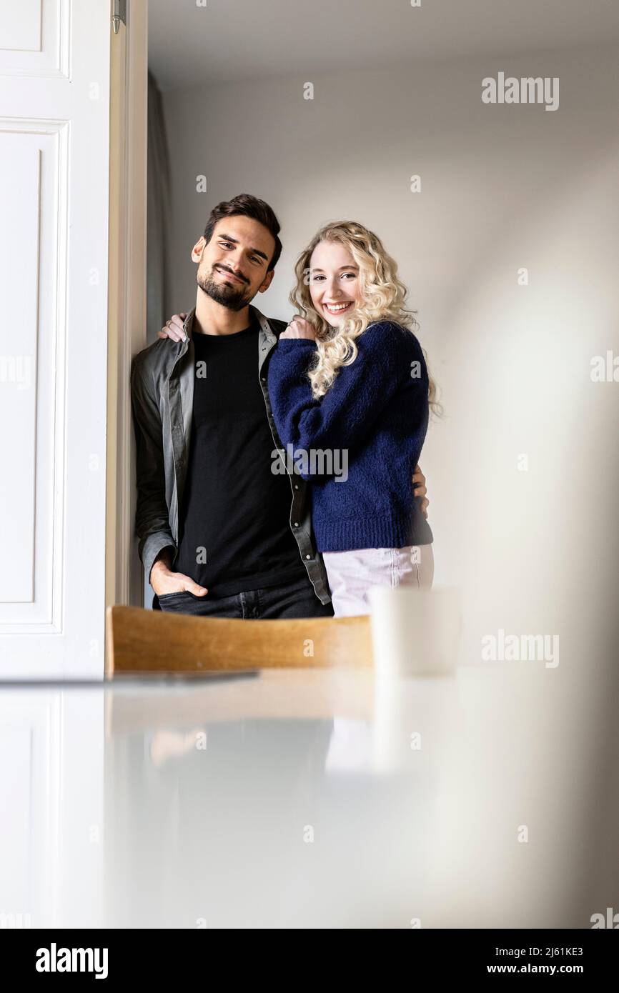 Man door woman background hi-res stock photography and images - Alamy