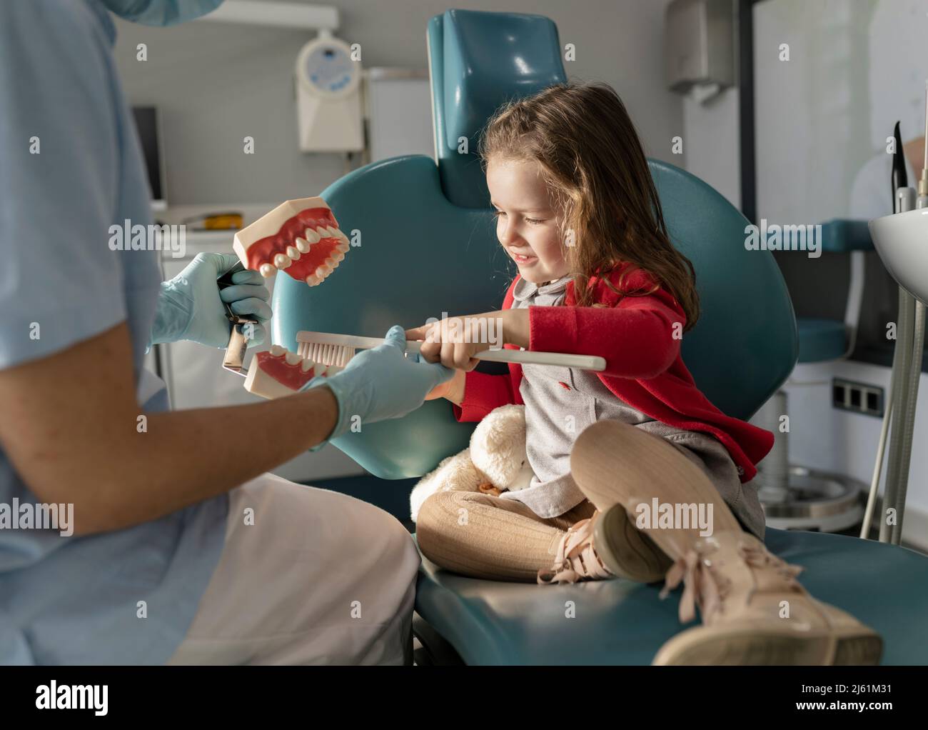 Dental teaching hospital hires stock photography and images Alamy
