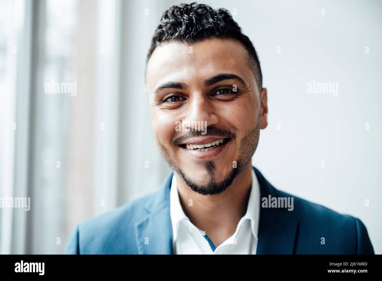Happy black men hi-res stock photography and images - Alamy