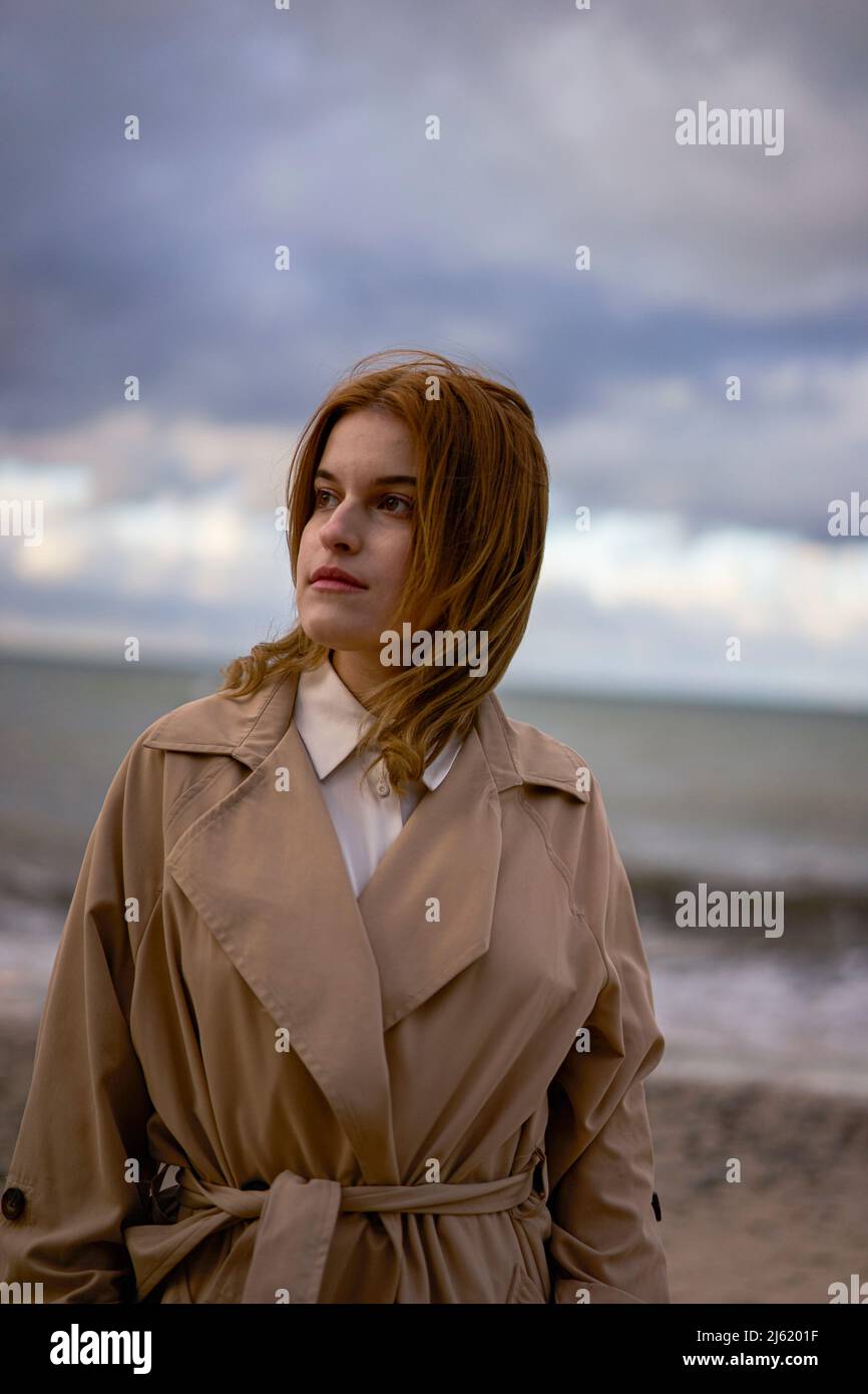 Beautiful young women beach hi-res stock photography and images - Alamy