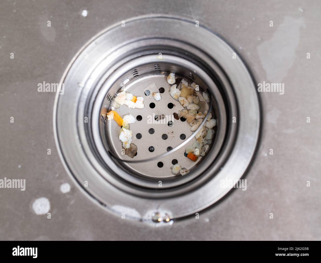 Filter mesh in the sink to clean the drain hole in the sink from