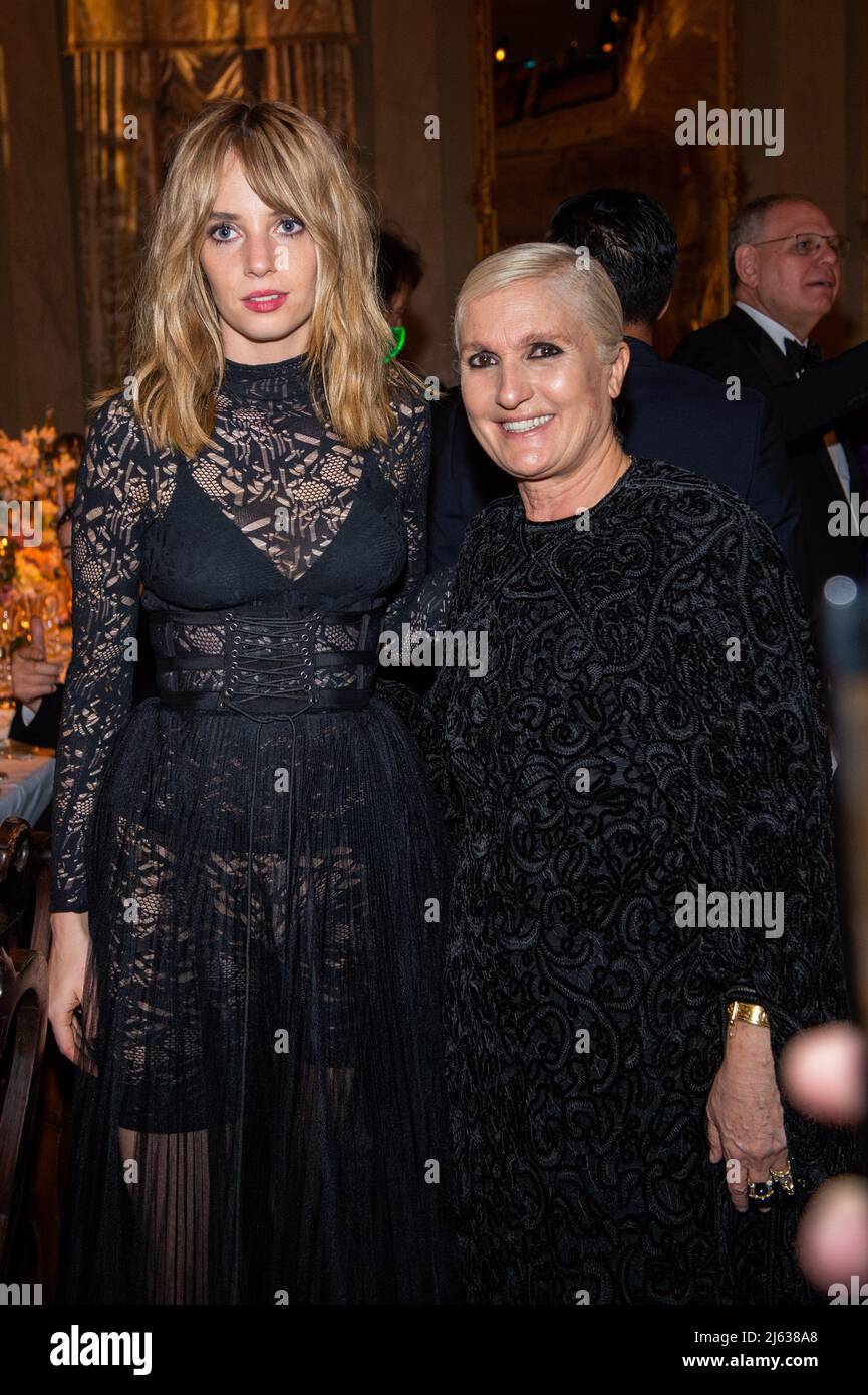 Maya Hawke , Maria Grazia Chiuri 59Th Biennale Of Venice - International  Art Exposition Dior & Venetian Heritage Opera Ball - People part 2 Venice,  Italy 23rd April 2022 (Photo by SGPSipa