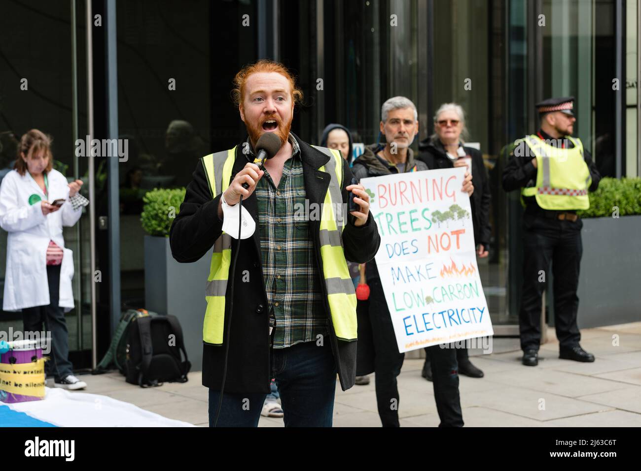 London, UK. 27 April 2022. Environmental campaigners protest at the Drax AGM Stock Photo