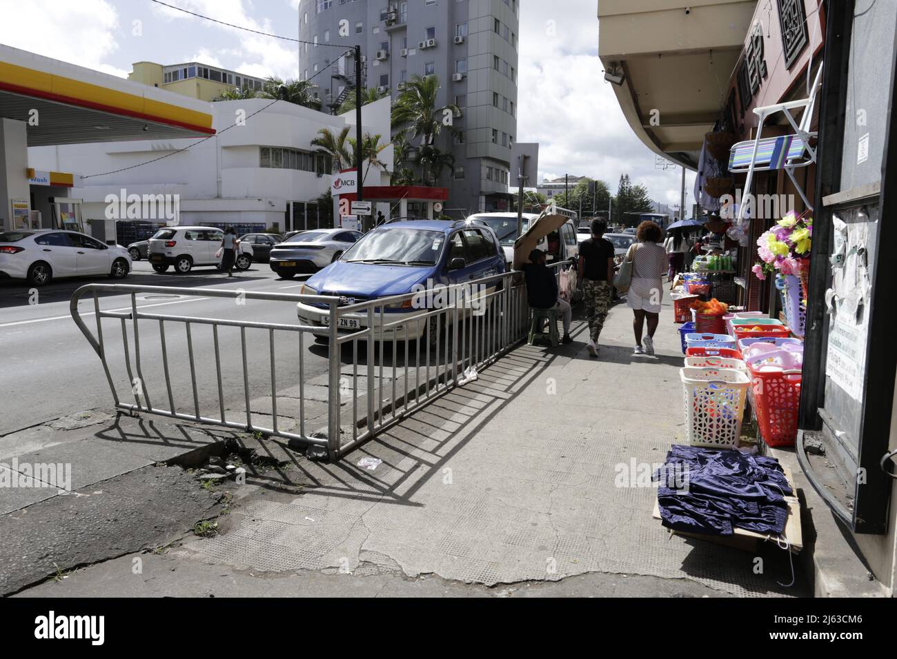 Quatre Bornes (Mauritian Creole pronunciation [kat(ʁe) boːn]) also