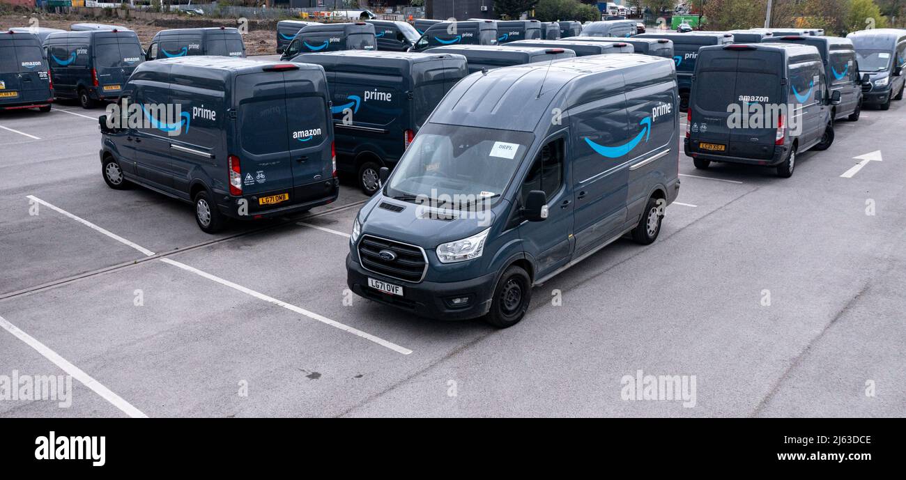 Ford transit hi-res stock photography and images - Alamy
