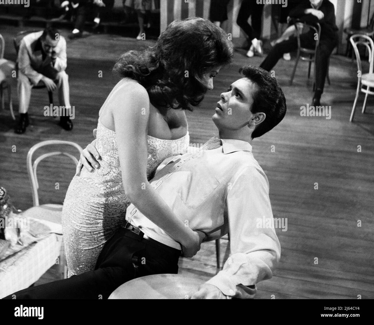 Yura va Vika porno video