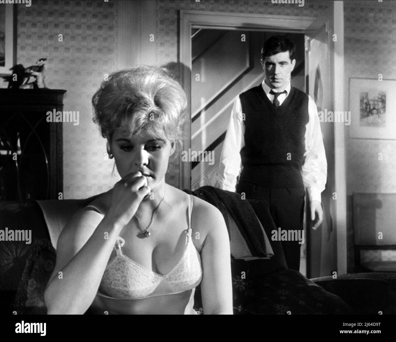 JUNE RITCHIE, ALAN BATES, A KIND OF LOVING, 1962 Stock Photo