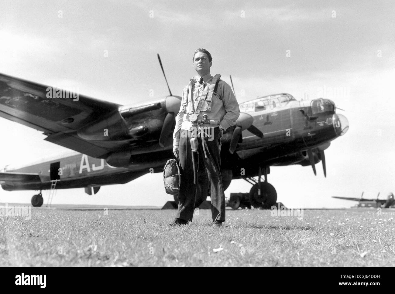 RICHARD TODD, THE DAM BUSTERS, 1955 Stock Photo