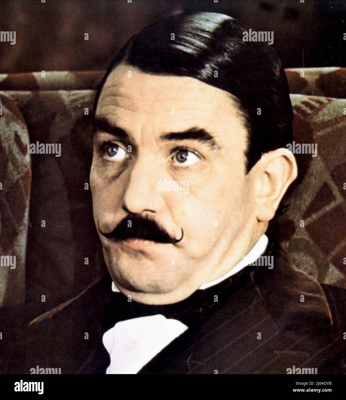 Albert finney murder on the orient express 1974 stock photo alamy