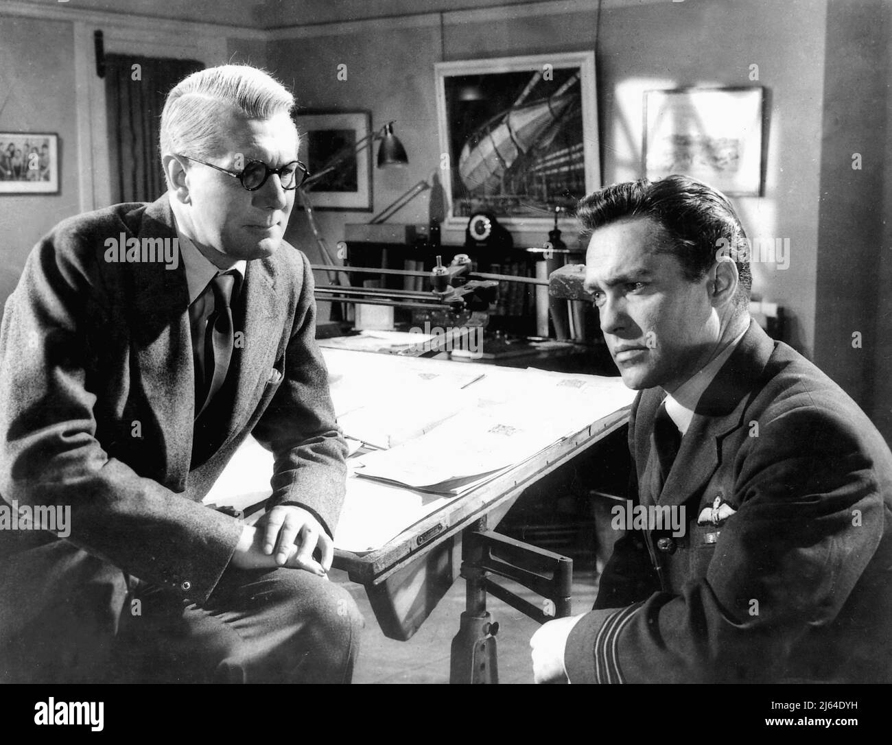 REDGRAVE,TODD, THE DAM BUSTERS, 1955 Stock Photo