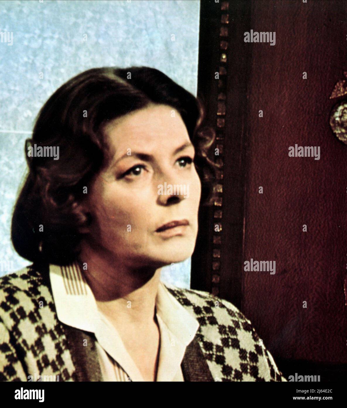 INGRID BERGMAN MURDER ON THE ORIENT EXPRESS 1974 Stock Photo Alamy Ingrid bergman murder on the orient express 1974 stock photo alamy